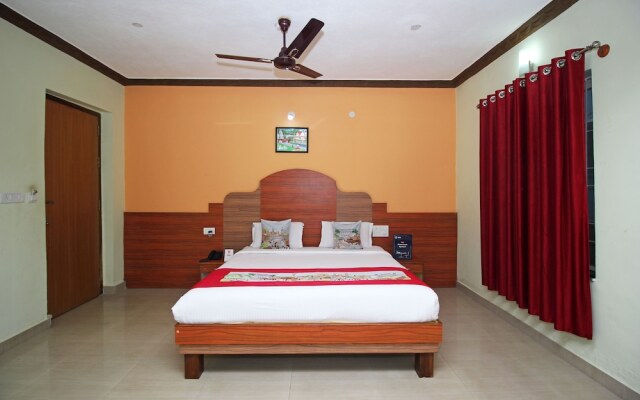 OYO 8499 City Comforts Inn