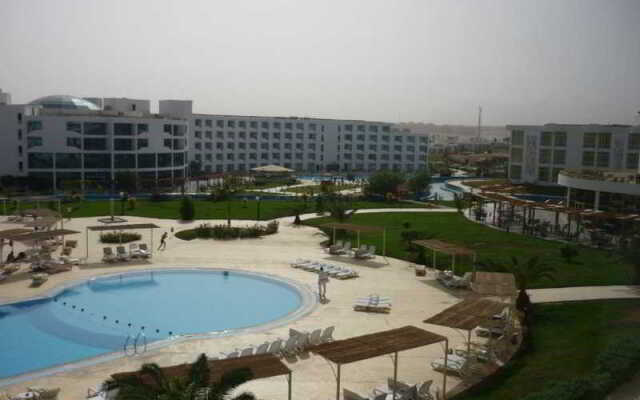 Sol Y Mar Riva Beach