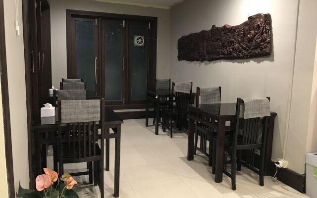 VKS Hotel