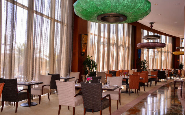 Al Faisaliah Suites