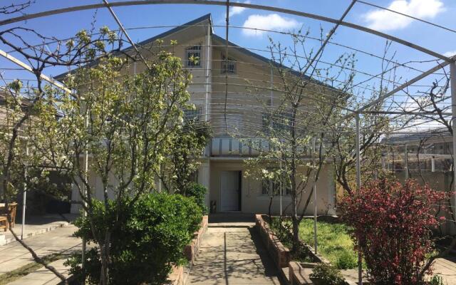 R&B guest house