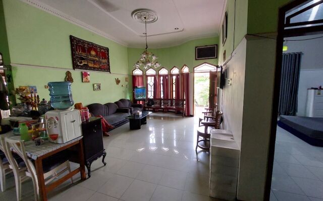 Homestay Rachmad Homestay Warungboto