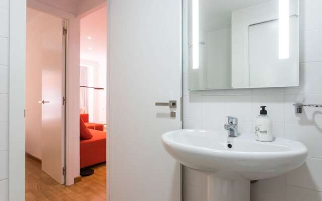 ApartUP Guimera Center