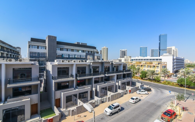 GreenFuture - Spacious Apartment In Serene Area With Pool