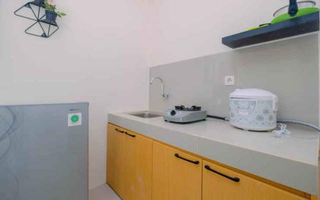 Studio at Apartment Bogorienze Resort near The Jungle Water Adventure By Travelio – Kitchen – Bogor