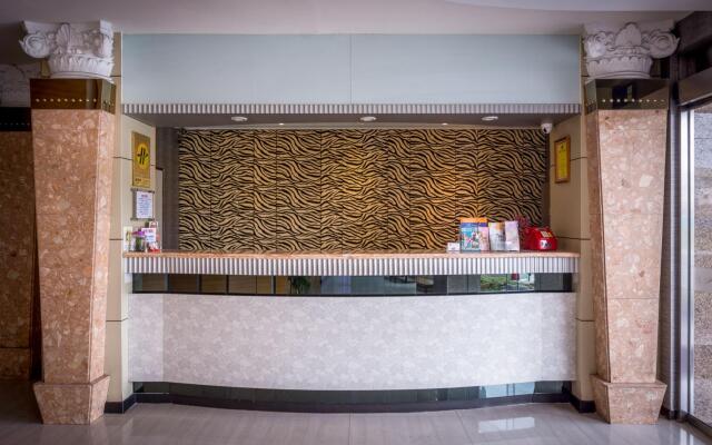 Golden Phoenix Hotel