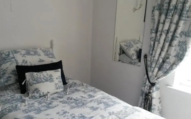 Mayfield House B&B