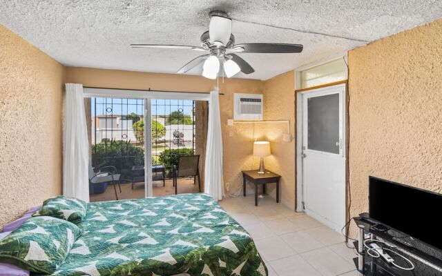 Caribbean View 1 Bedroom Condo by RedAwning