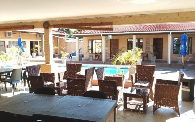Palmeiras Guest House Matola