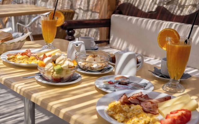 Sand Gem - Beach Apartments