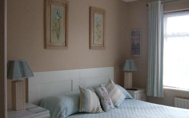 Sunnymeade Accommodation with Sea View