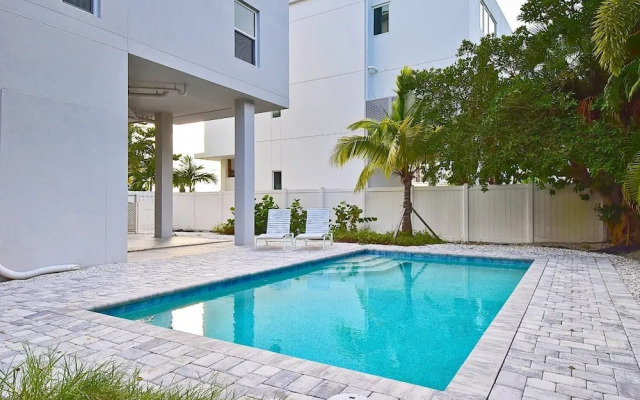 Family Tides by Beachside Management