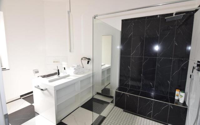 The Old Gemeinde House by the Mosel River