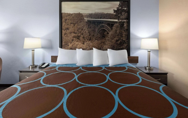 Super 8 by Wyndham Summersville/New River National Park