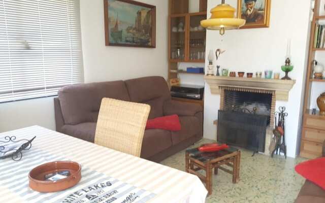 House With 3 Bedrooms In Alcanar, With Enclosed Garden - 100 M From The Beach