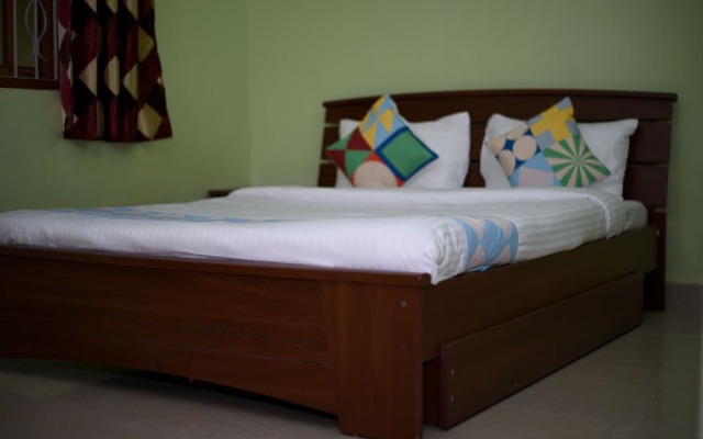 OYO 22994 Home Cozy 2BHK Near Mall De Goa