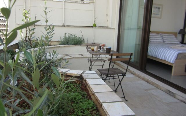 New Athens Acropolis Penthouse Suite