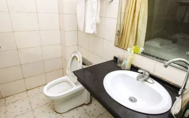 Guangde Jinchuan Business Hotel