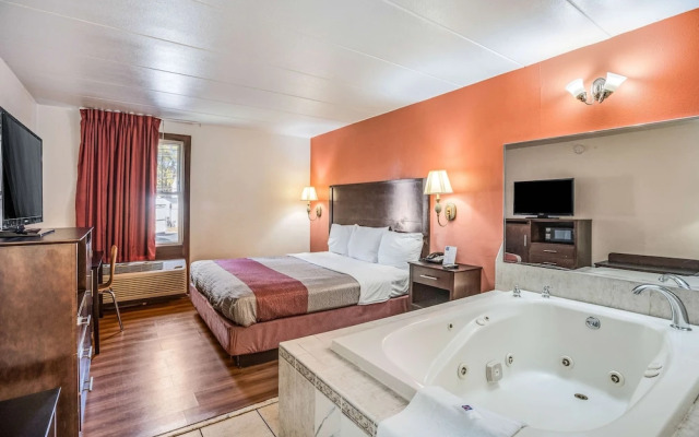 Comfort Inn (Levittown)