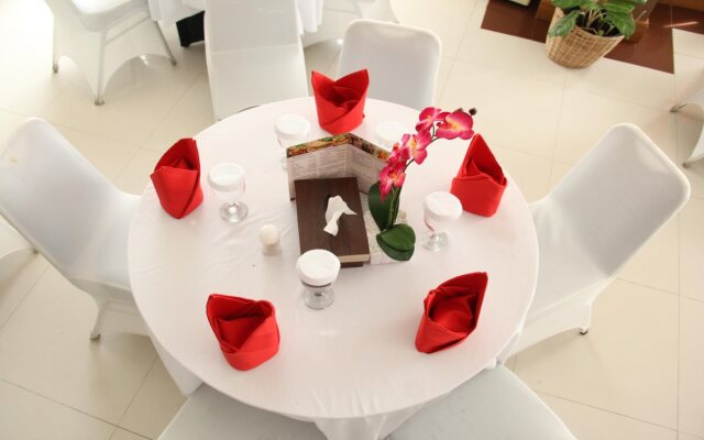 Permatahati Hotel and Convention Center