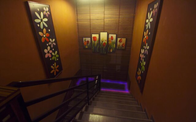Savita Garden Inn
