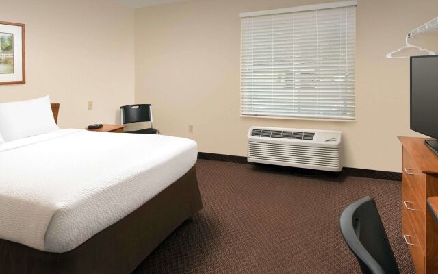 WoodSpring Suites Lexington