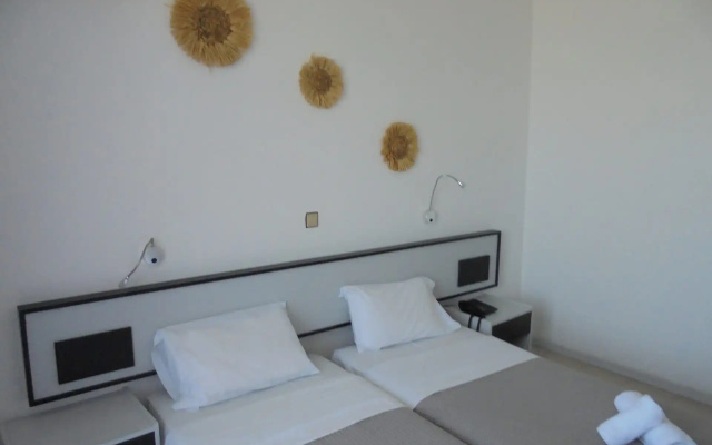 Asterias Bay-Theologos