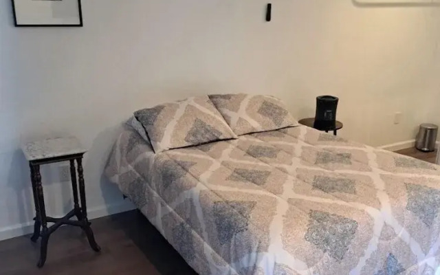Garden Motel