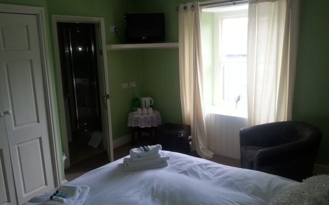 The Red Lion Hotel