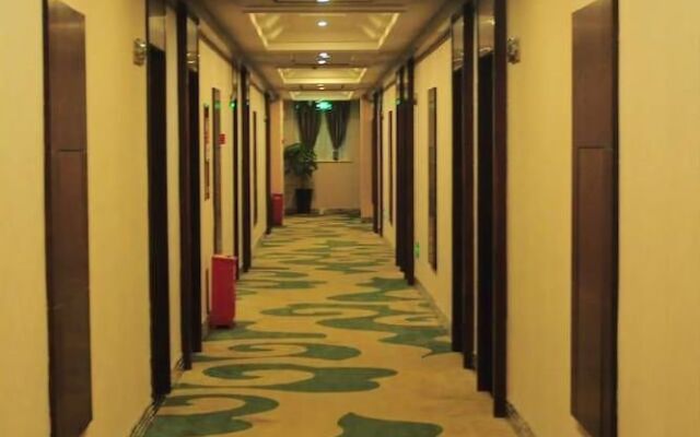 Dujiangyan Huaxi Hotel