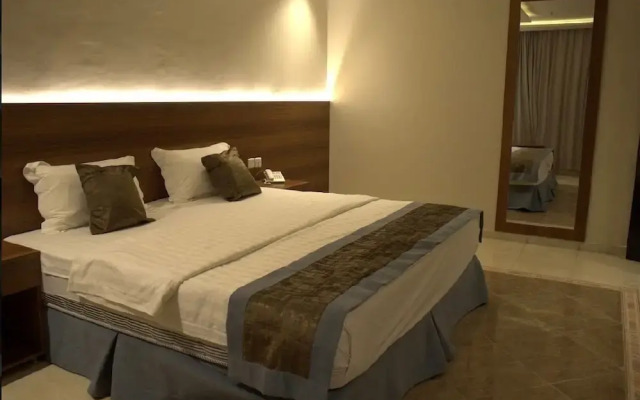 Lamar Hotel