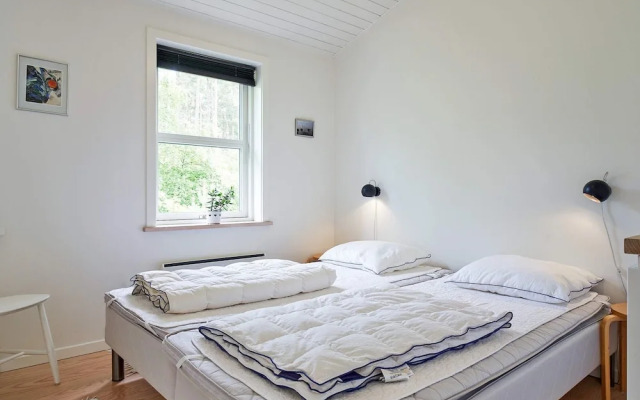 6 Person Holiday Home in Aakirkeby