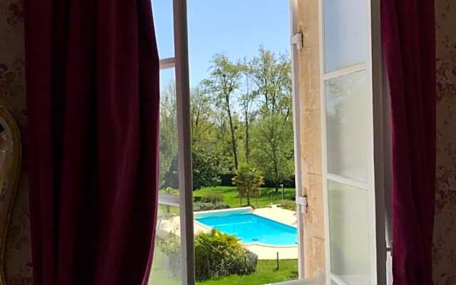 Domaine De Pouzelande B&B