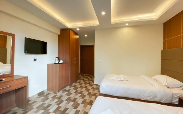 Nine Pyramids View Hotel