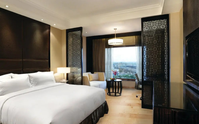 Hilton New Delhi Noida Mayur V