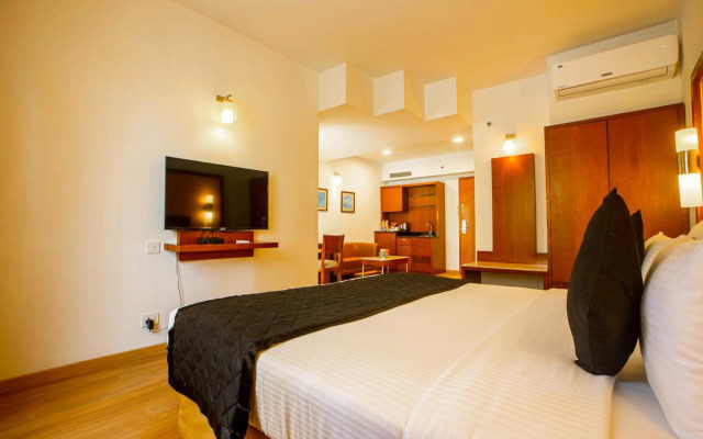 Featherlite Evoma Hotel