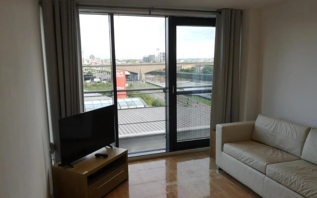 Glasgow Central Riverview Luxury Apartment (Sleeps upto 8)