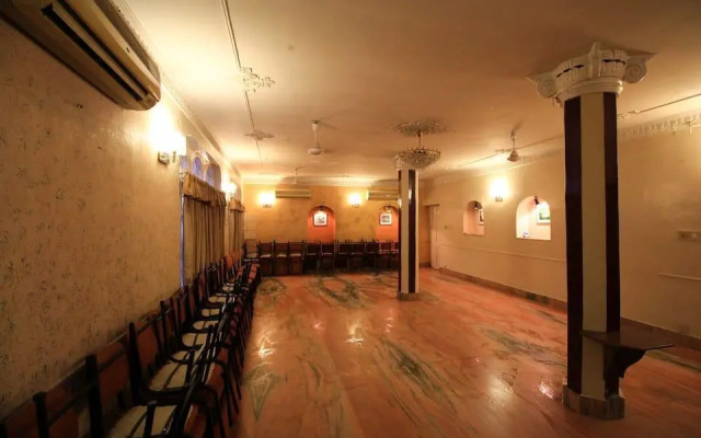 Hotel Executive Point