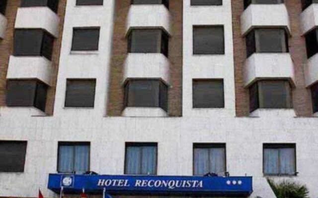 Hotel Reconquista