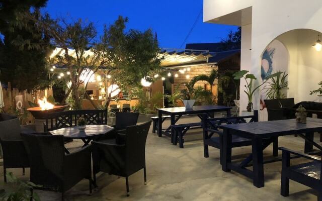 Dalat Blue House Homestay & Cafe