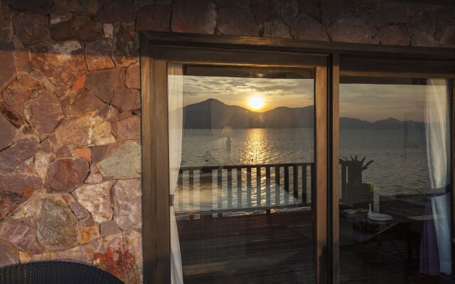 Vedana Lagoon Resort & Spa