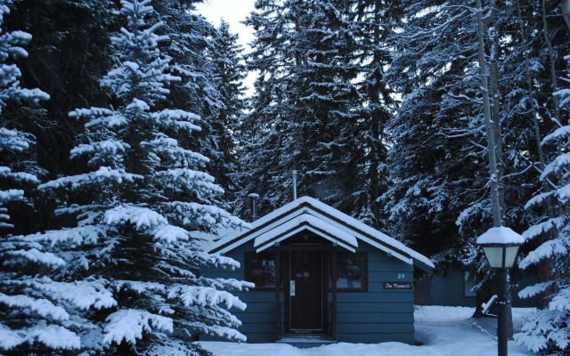 Rundle Chalets