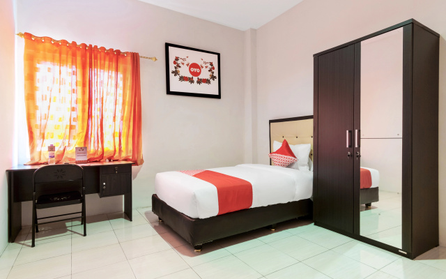 Hotel O Bakti Homestay – Guest Rooms – Medan