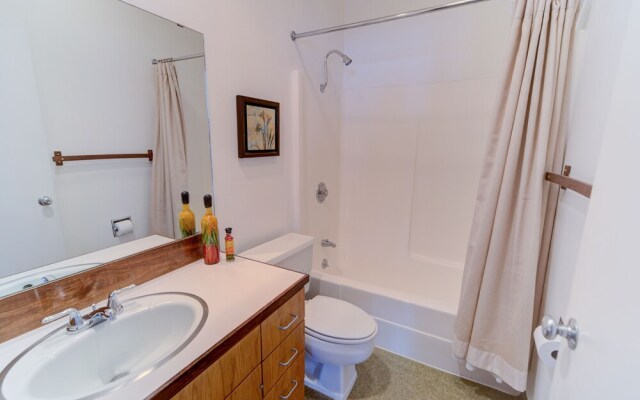 Meadow House #70 by Village Properties at Sunriver