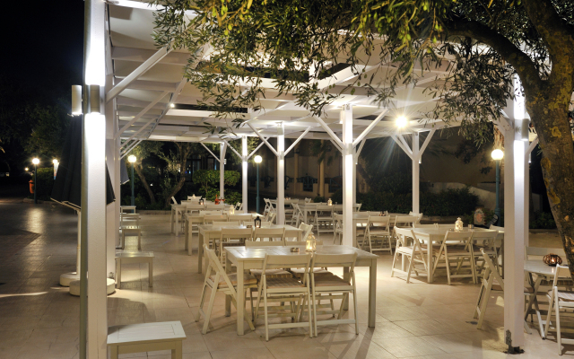 Possidi Holidays Resort & Suite Hotel