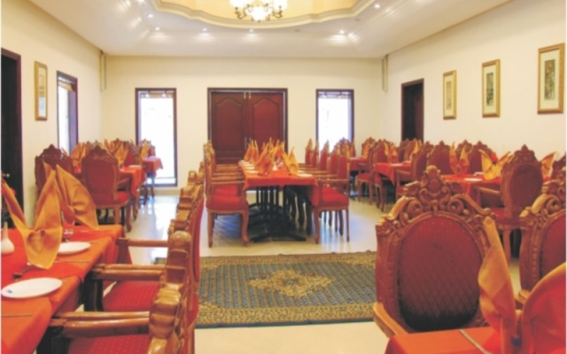 Hotel Rajadhani