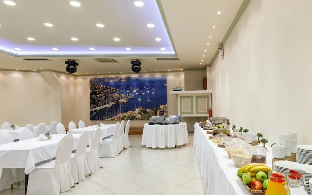 Opera House Hotel
