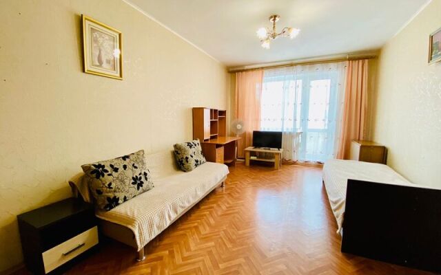 Apartment on Entuziastov boulevard 2B