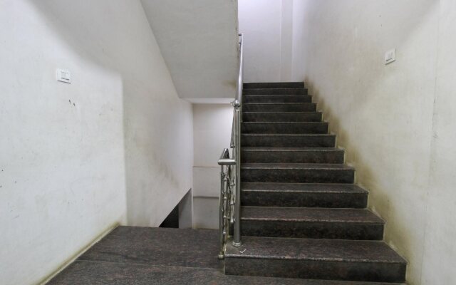 Rathneshwari Residency By OYO Rooms