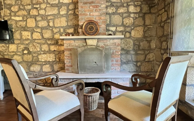PluVia Boutique Hotel